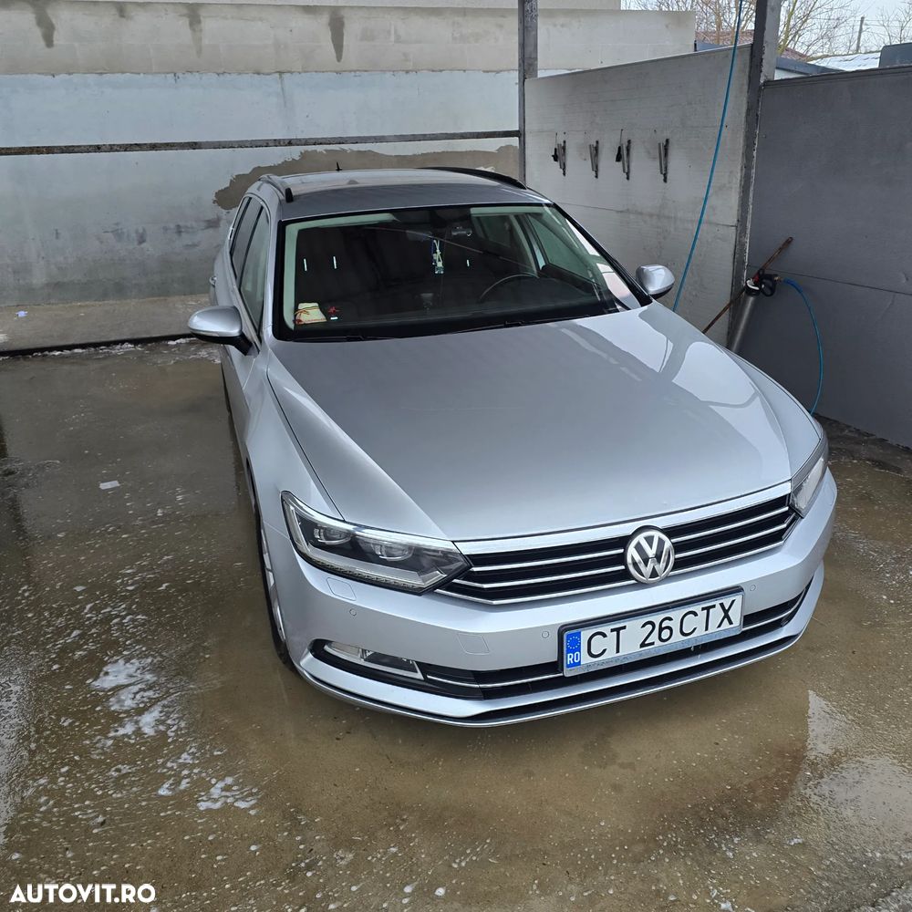 Volkswagen Passat 2.0 TDI DSG Comfortline - 2