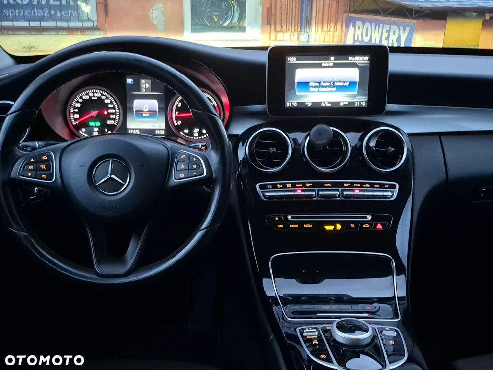 Mercedes-Benz Klasa C 180 9G-TRONIC - 10