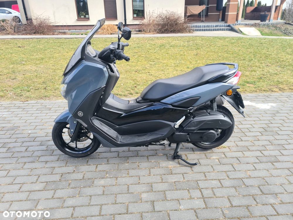 Yamaha NMAX - 4