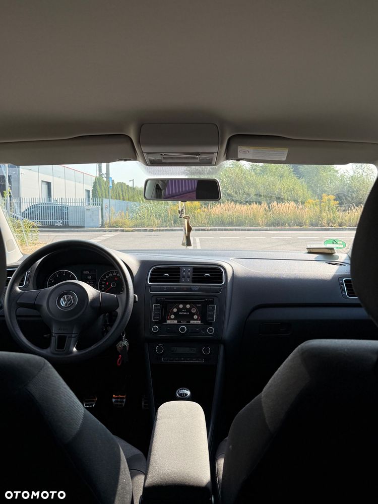 Volkswagen Polo 1.2 12V Comfortline - 12