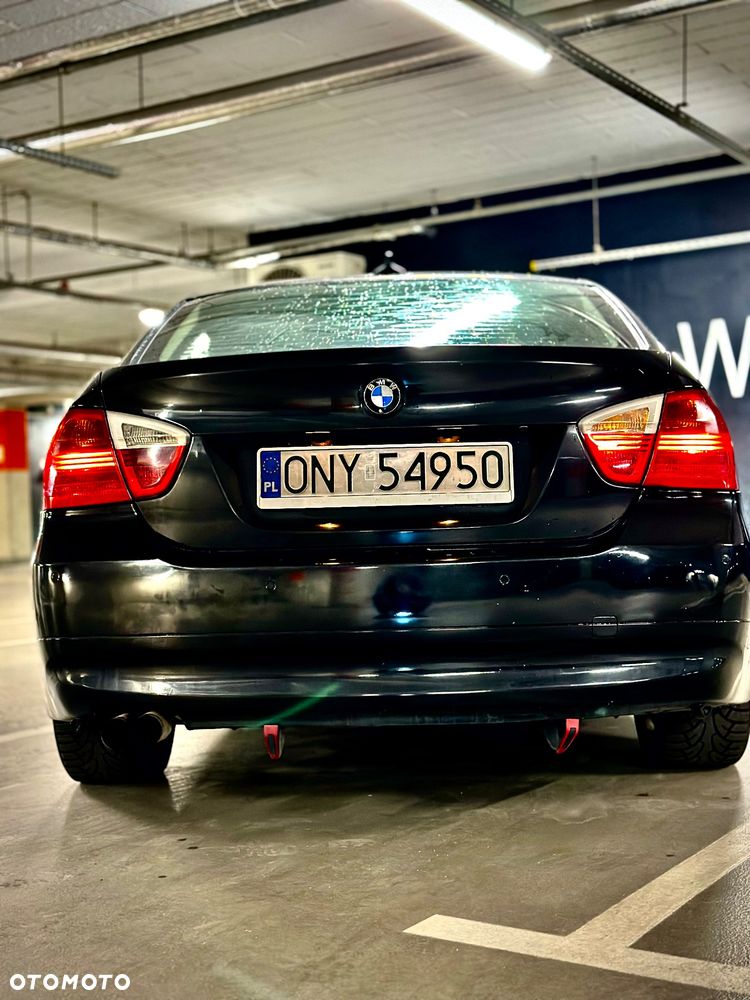 BMW Seria 3 318d - 10