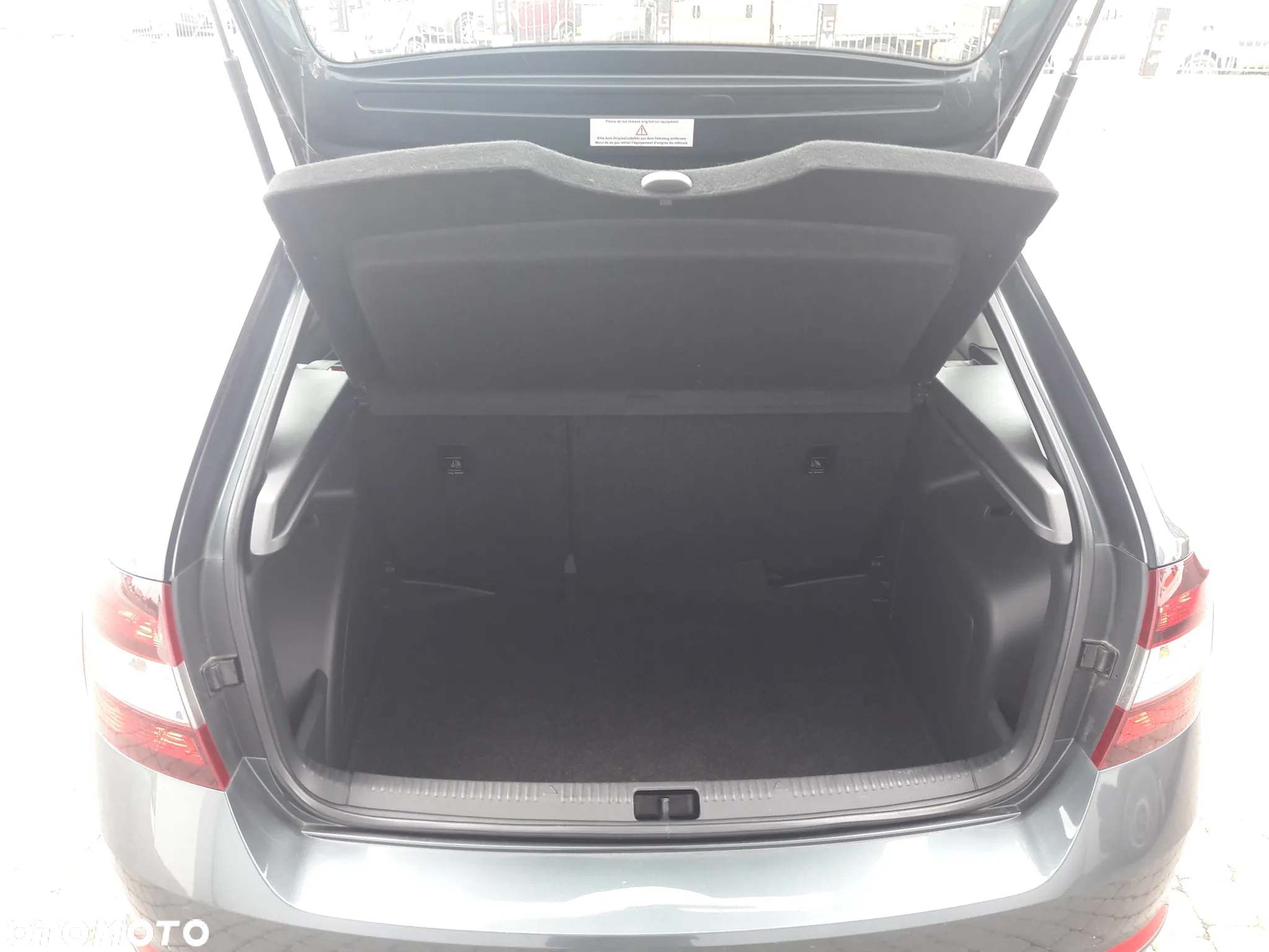 Skoda RAPID 1.4 TDI Ambition - 29