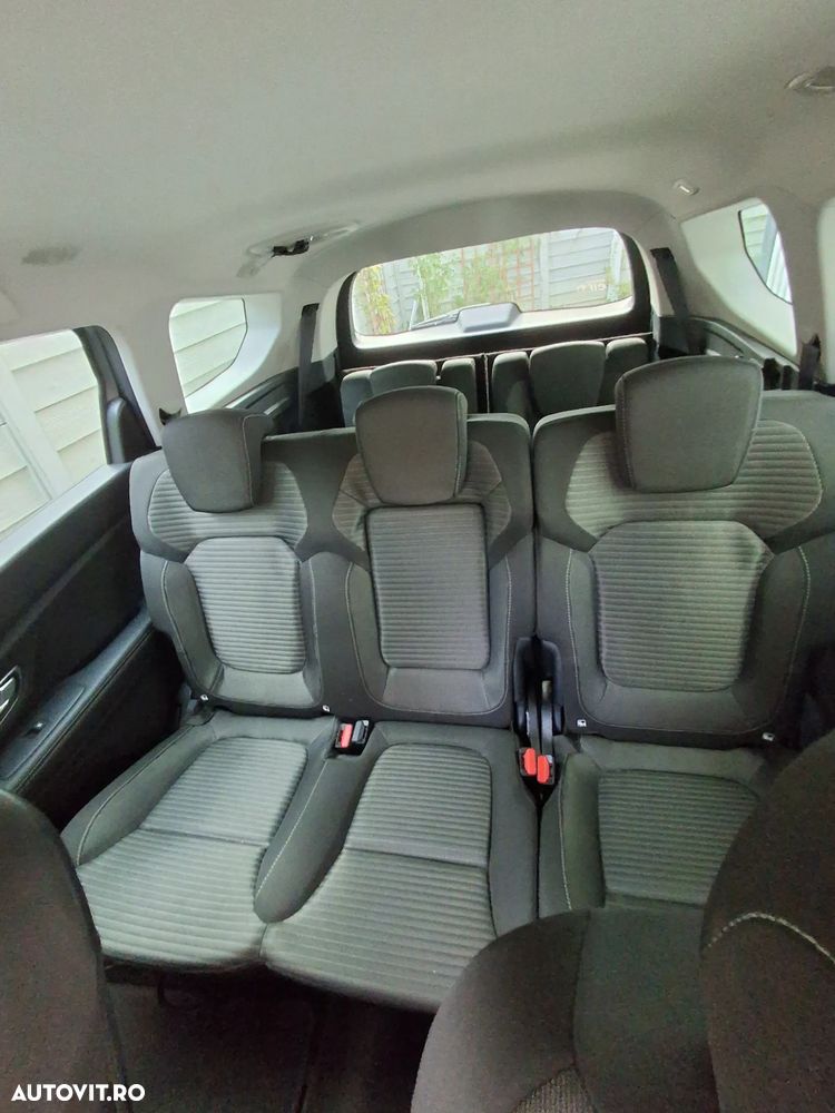 Renault Grand Scenic BLUE dCi 120 BUSINESS EDITION - 10