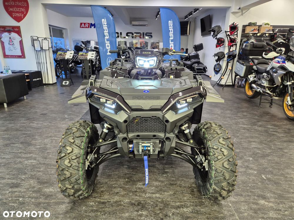 Polaris Sportsman - 18