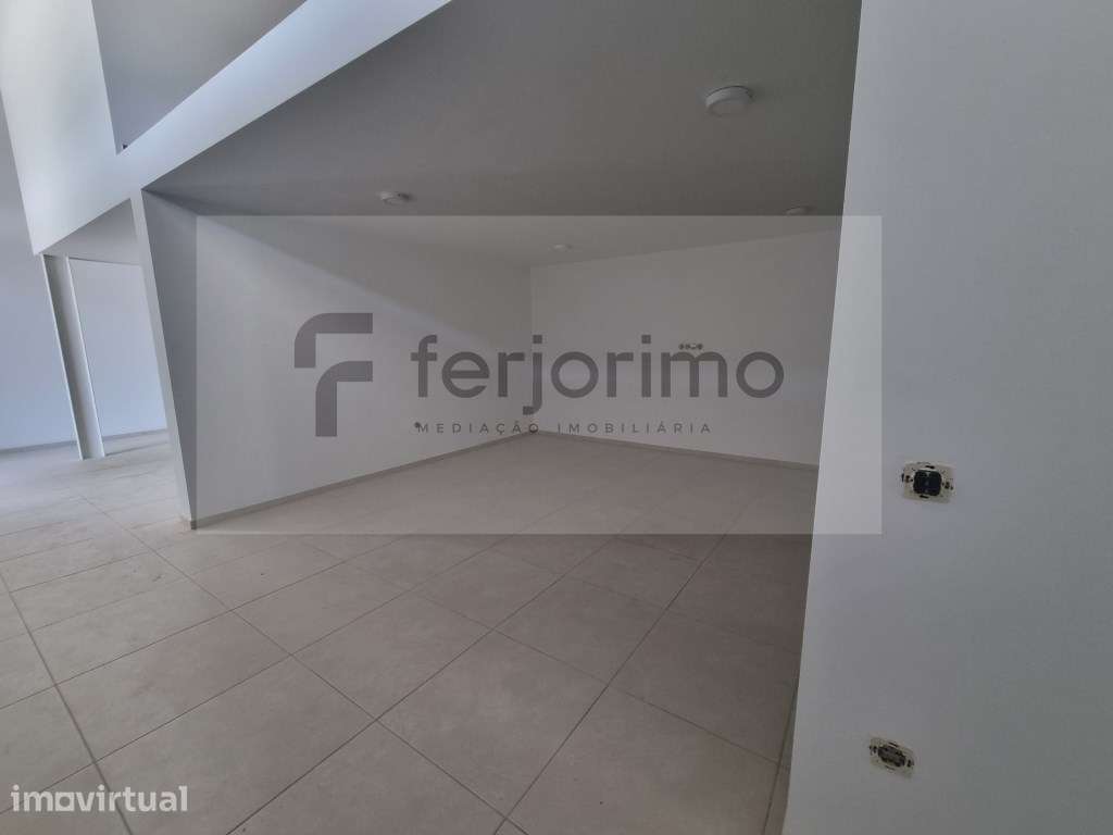 Exelente Pavilhão/Arrendamento - Grande imagem: 5/11