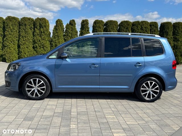 Volkswagen Touran - 9