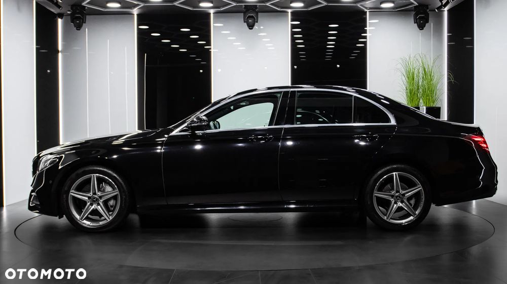 Mercedes-Benz Klasa E 220 d 4-Matic AMG - 4