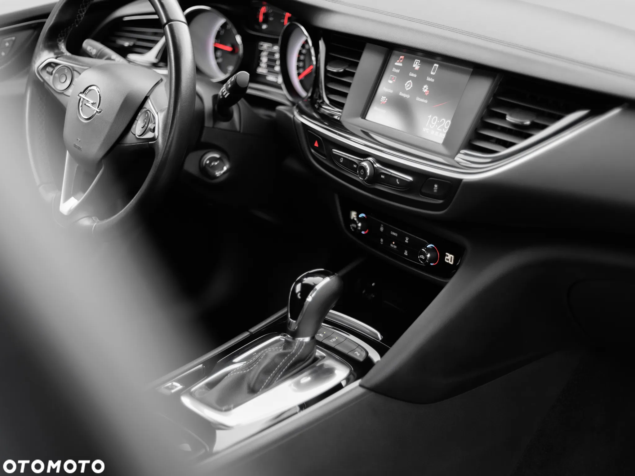 Opel Insignia 1.5 T Innovation S&S - 18