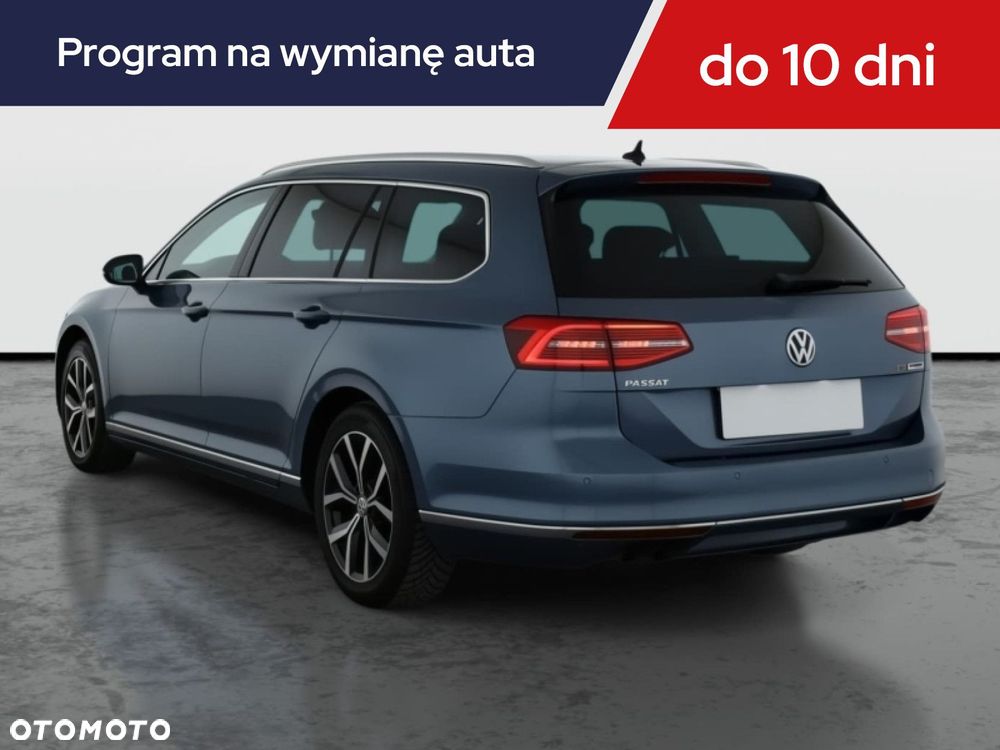Volkswagen Passat Variant - 6