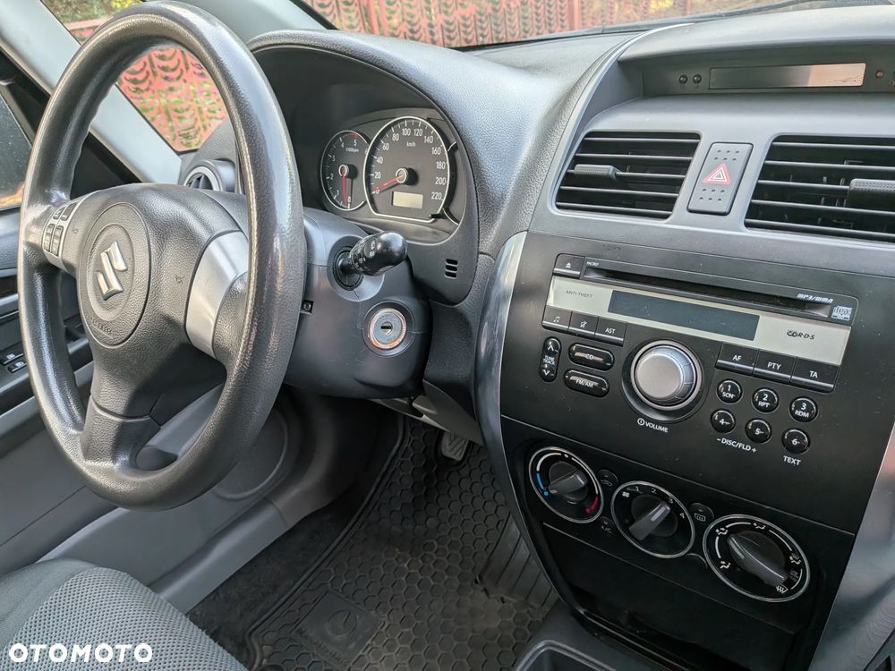 Suzuki SX4 - 5