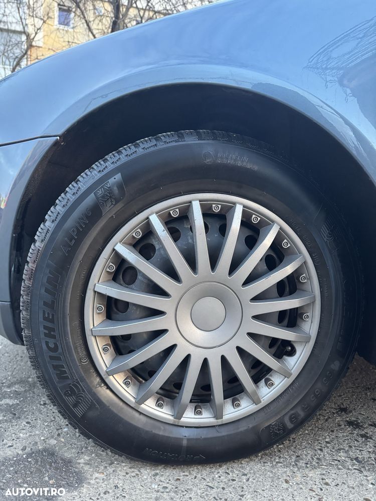 Skoda Octavia 1.9TDI Ambiente Aut - 3