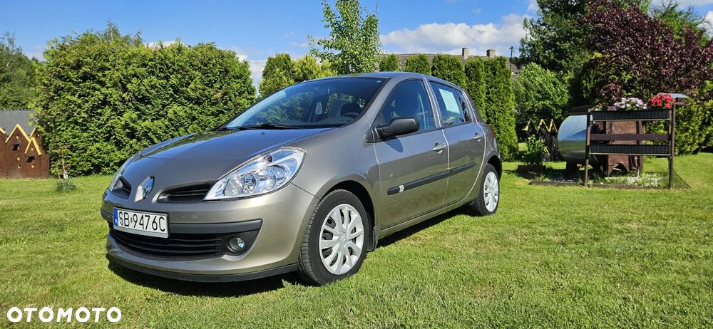 Renault Clio 1.2 16V All Inclusive - 3
