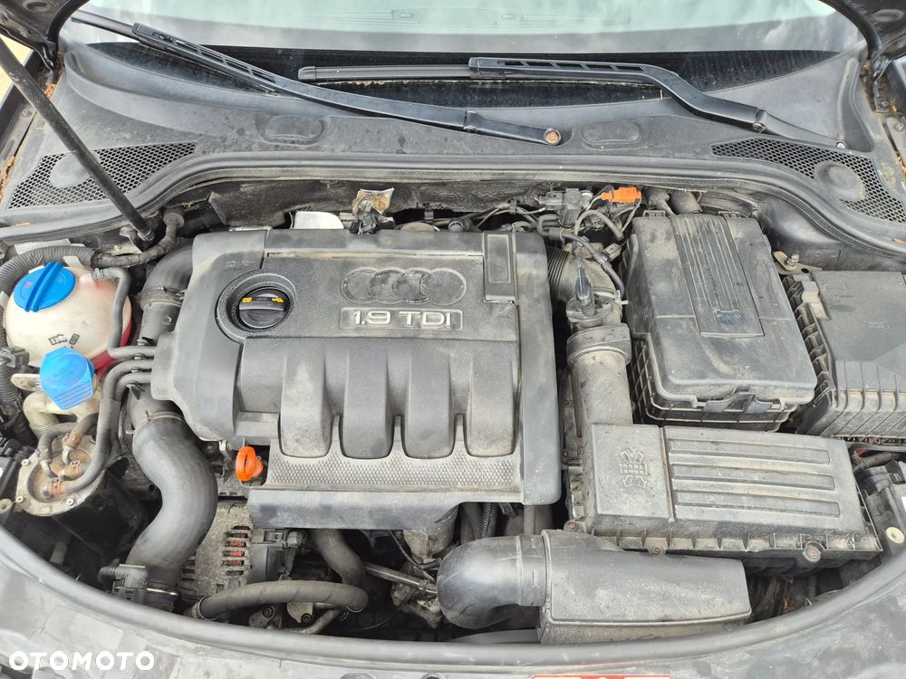 Audi A3 Sportback 1.9 TDI Attraction - 11