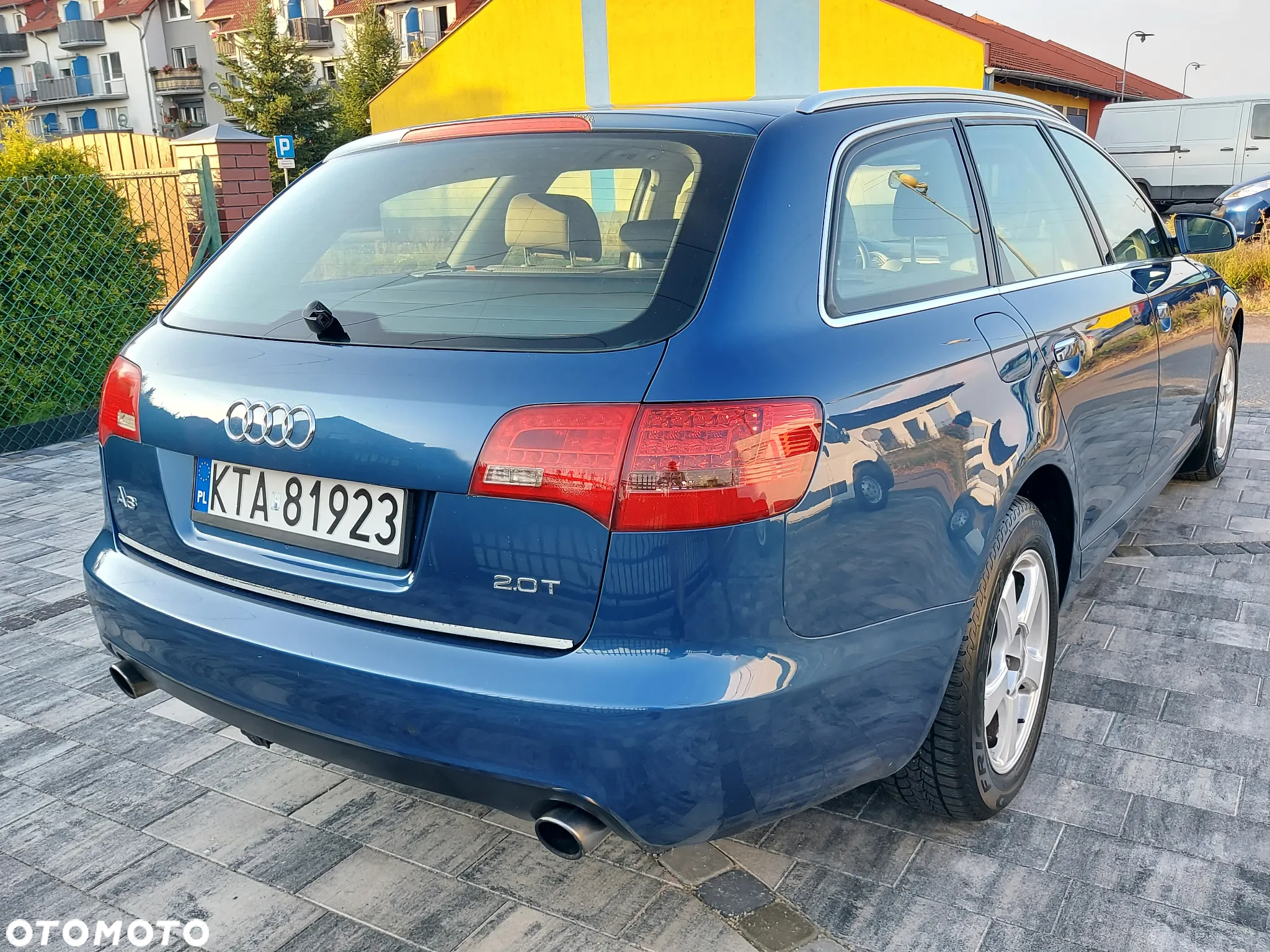 Audi A6 2.0T FSI - 14