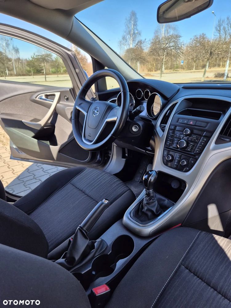 Opel Astra 1.4 Enjoy - 9