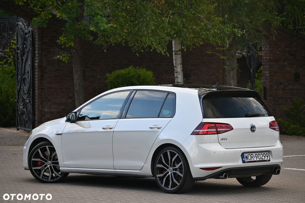Volkswagen Golf 2.0 TSI BMT GTI Performance DSG - 23