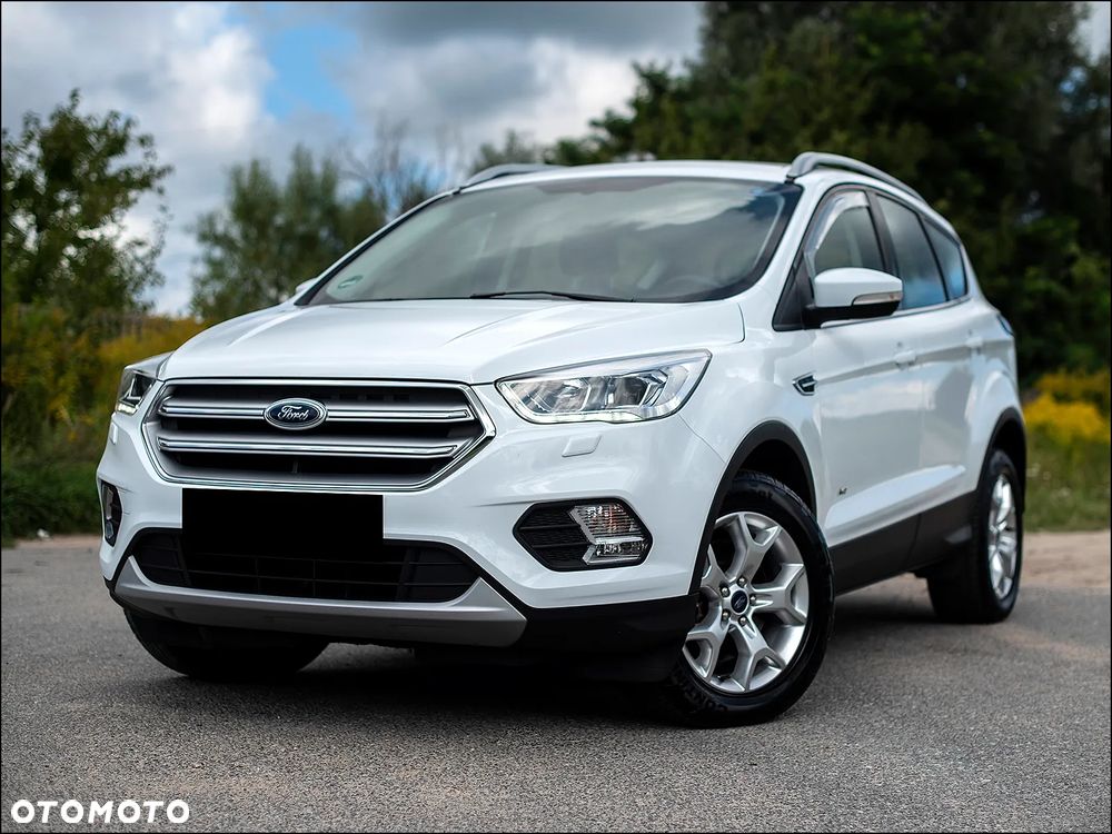 Ford Kuga - 10