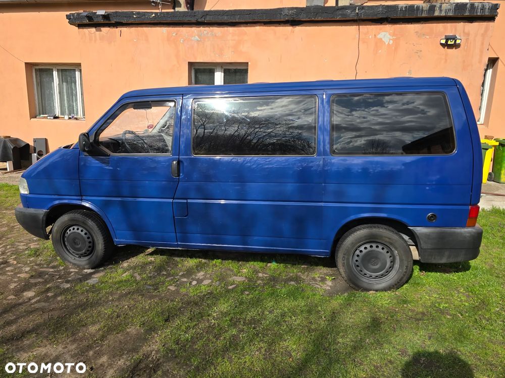 Volkswagen Caravelle Basis / CL - 3