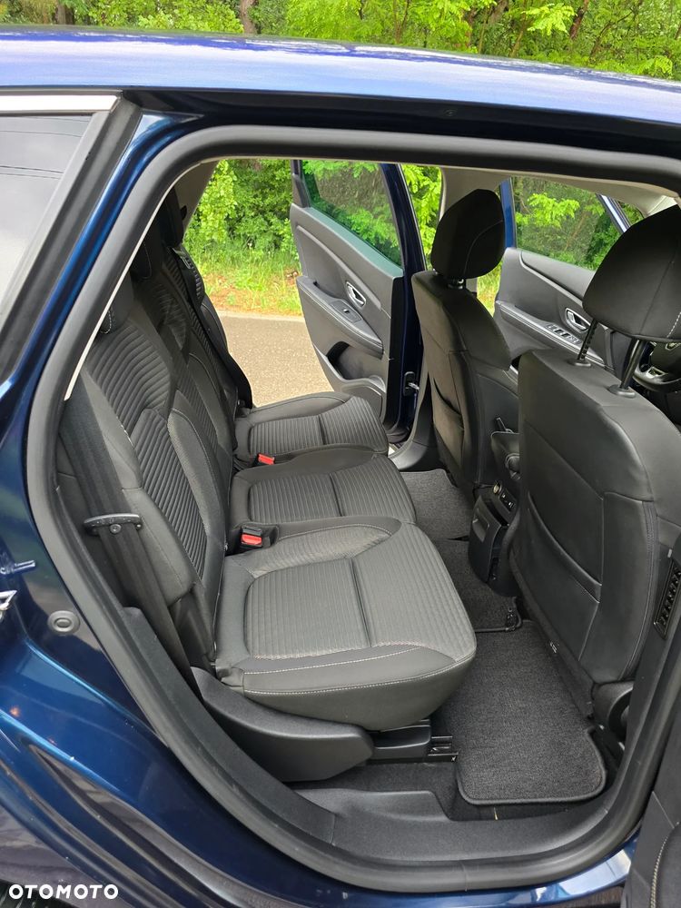 Renault Scenic - 22