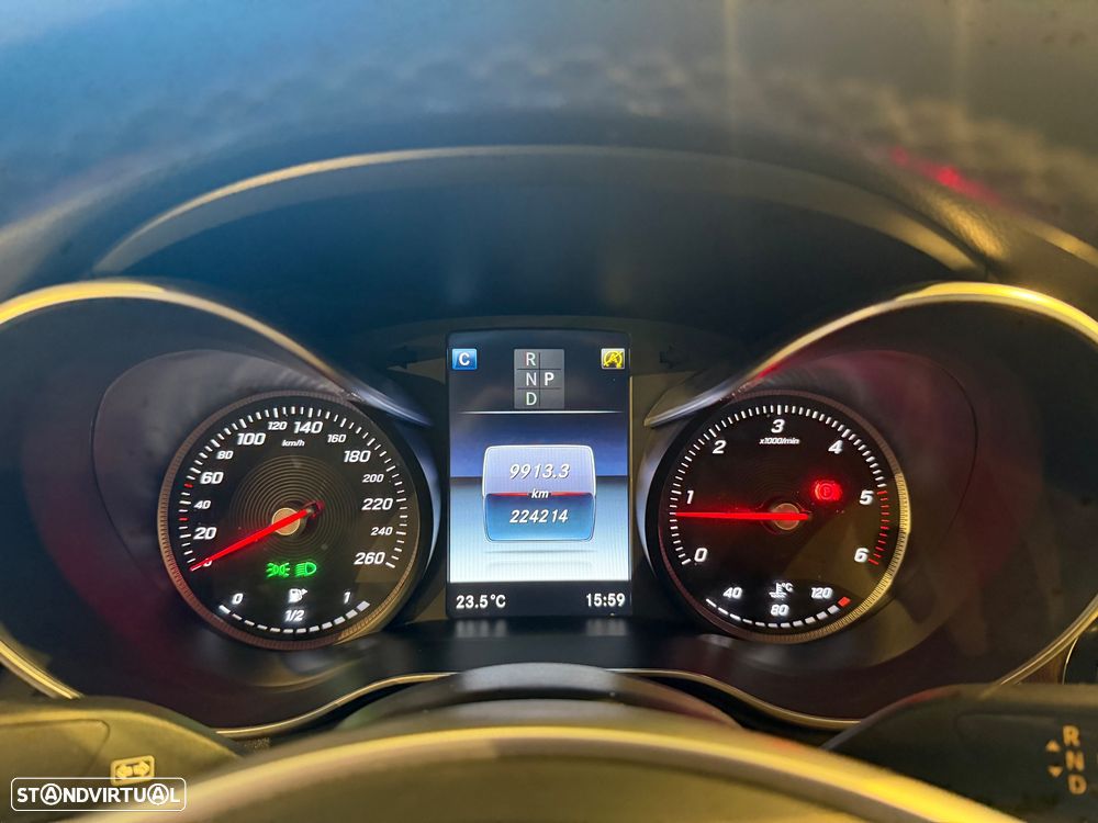 Mercedes-Benz C 250 d 4Matic 9G-TRONIC AMG Line - 32