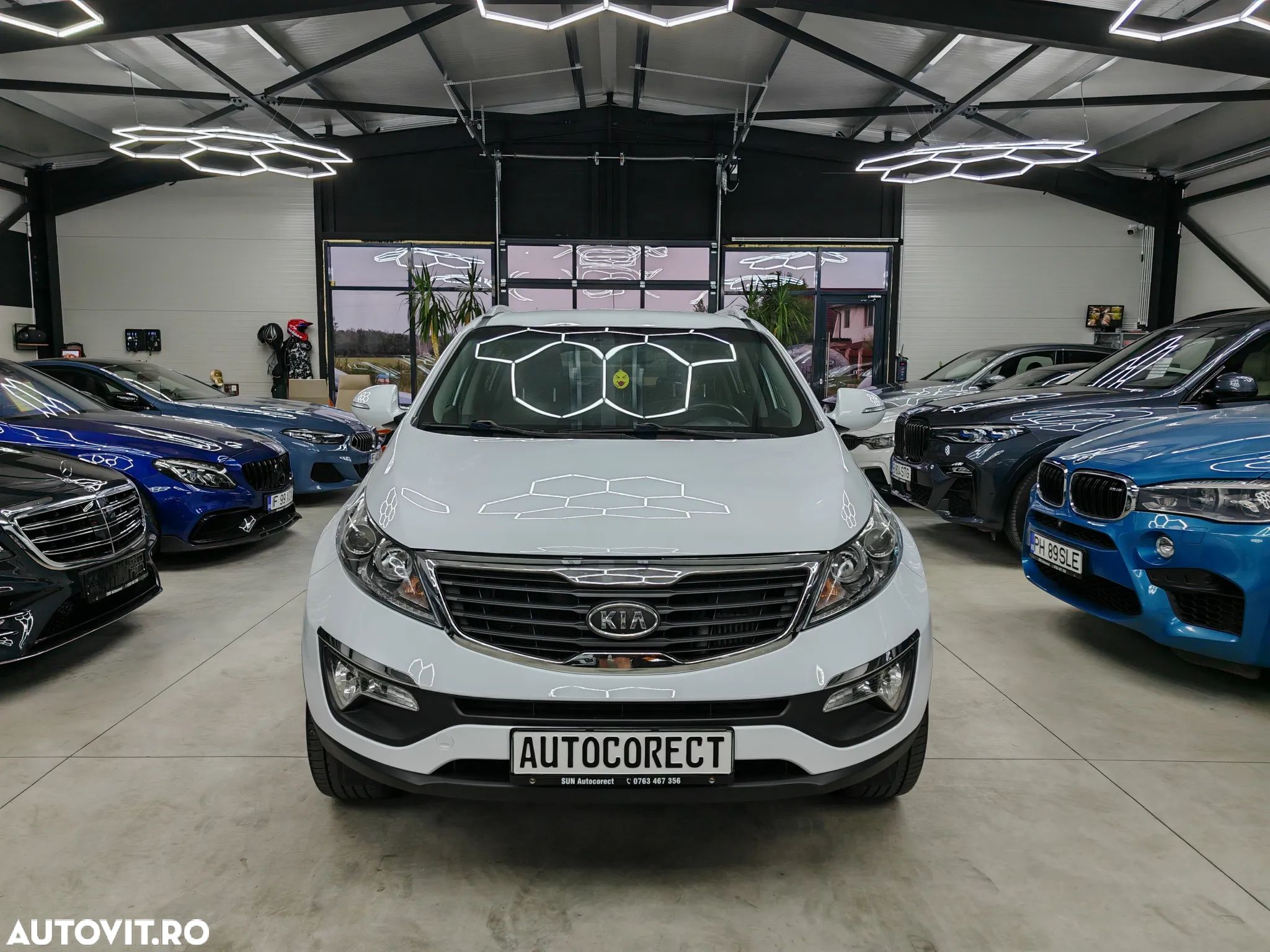 Kia Sportage 1.7 CRDI 2WD Dream-Team Edition - 1