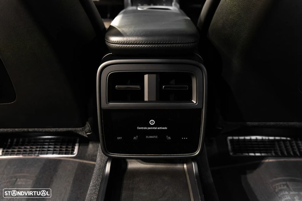 Porsche Taycan Cross Turismo Turbo S - 37