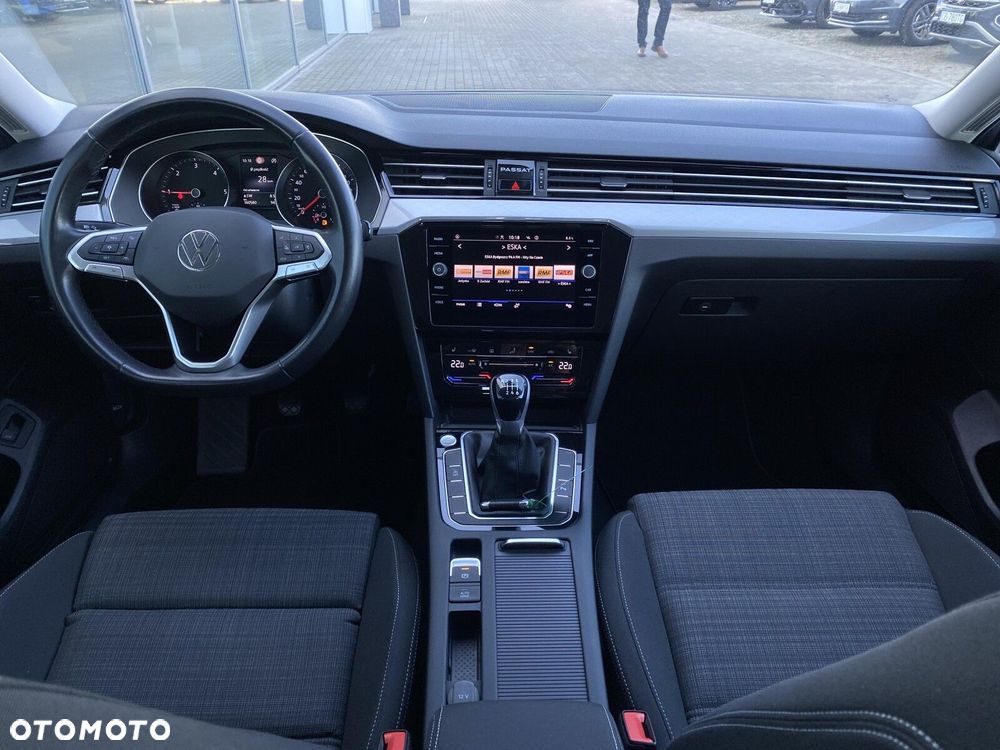 Volkswagen Passat Variant 2.0 TDI EVO Business - 14