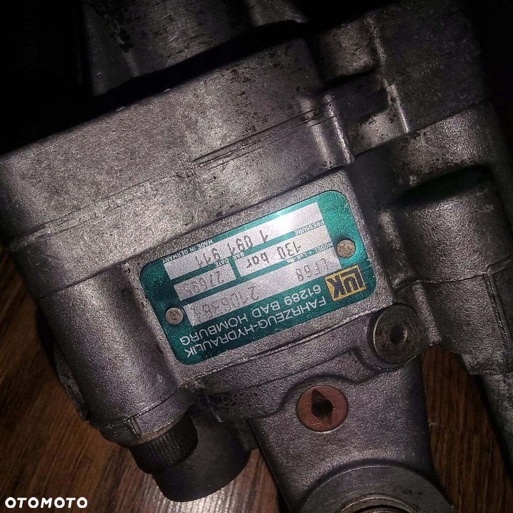 POMPA WSPOMAGANIA BMW 8 E31 840 4.0 V8 1091911 - 5
