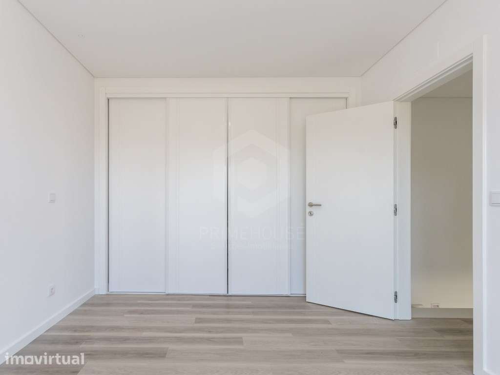 Moradia Geminada T3 com garagem Quinta do Conde - Grande imagem: 4/15