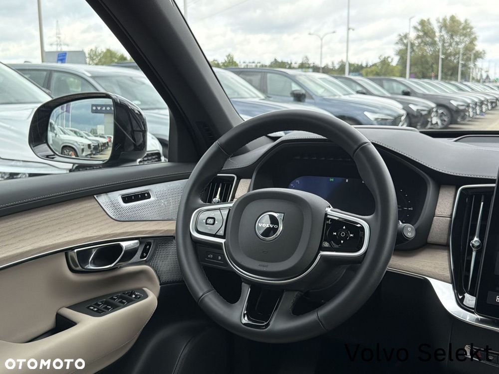 Volvo XC 90 - 13