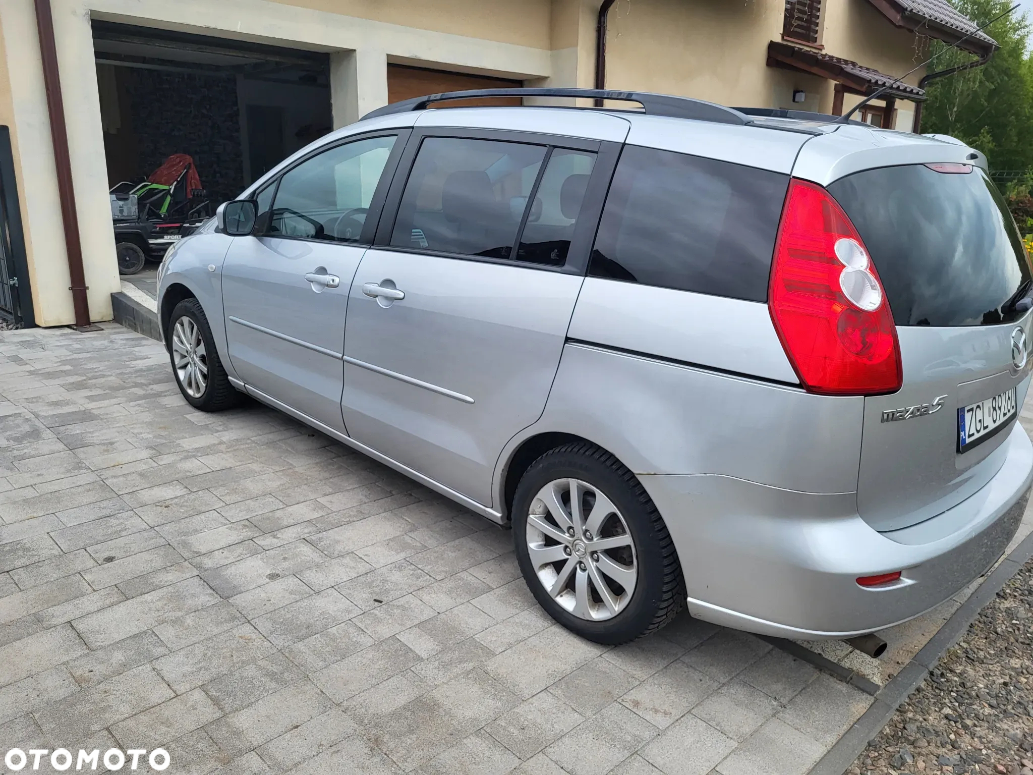 Mazda 5 2.0 Exclusive - 6