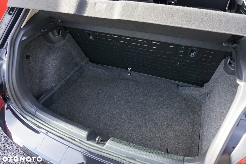 Volkswagen Polo 1.0 TSI Trendline - 33