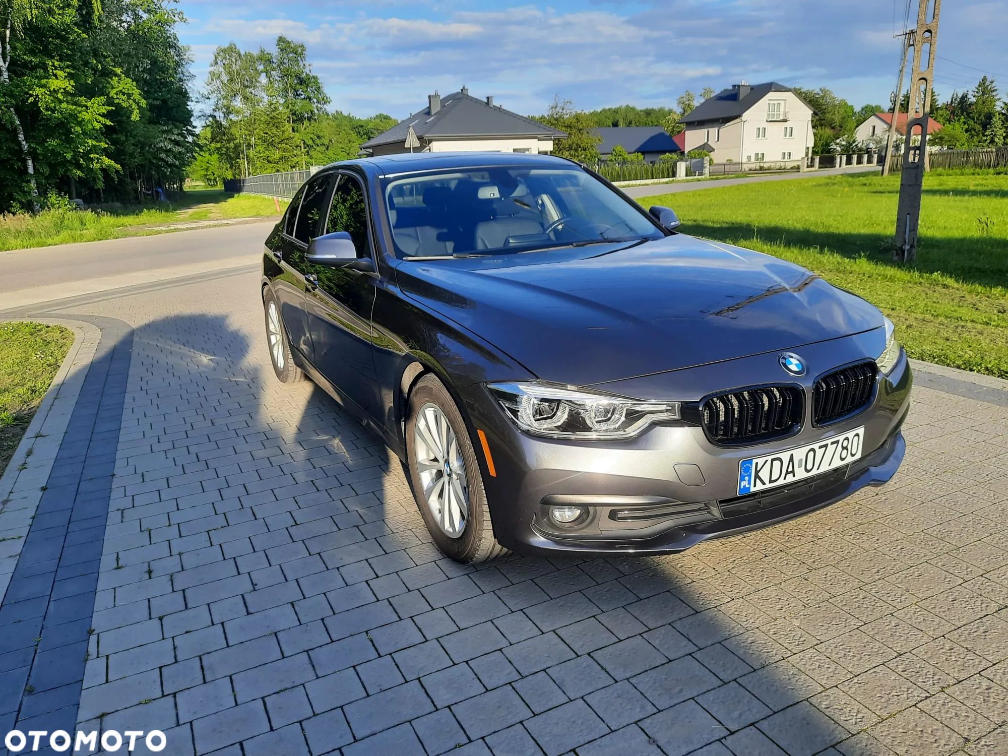 BMW Seria 3 320i - 1