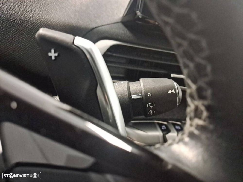 Peugeot 3008 1.5 BlueHDi Allure Pack EAT8 - 15