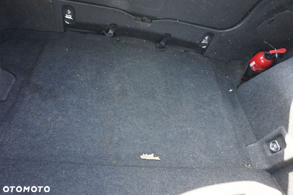 TOYOTA AURIS E15 I 5D HB 2008 1C0 1.4 16V 4ZZ-FE 97KM C50 SREBRNY na części - 13