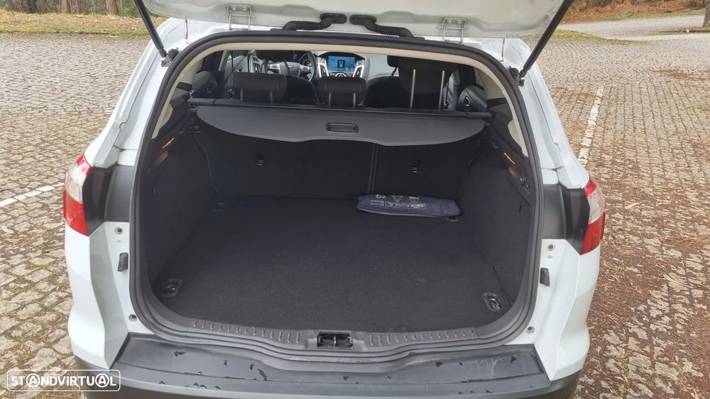 Ford Focus SW 1.6 TDCi Titanium - 20
