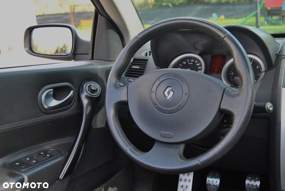 Renault Megane 2.0 Turbo Privilege - 10