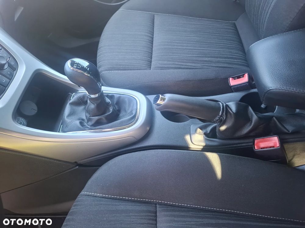 Opel Astra 1.4 Turbo Sport - 15