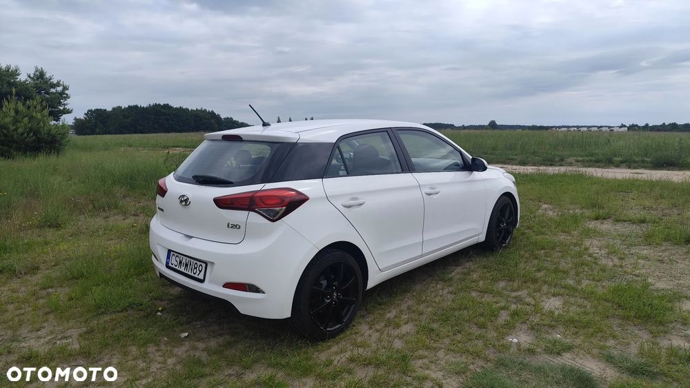Hyundai i20 1.1 CRDi Style - 13