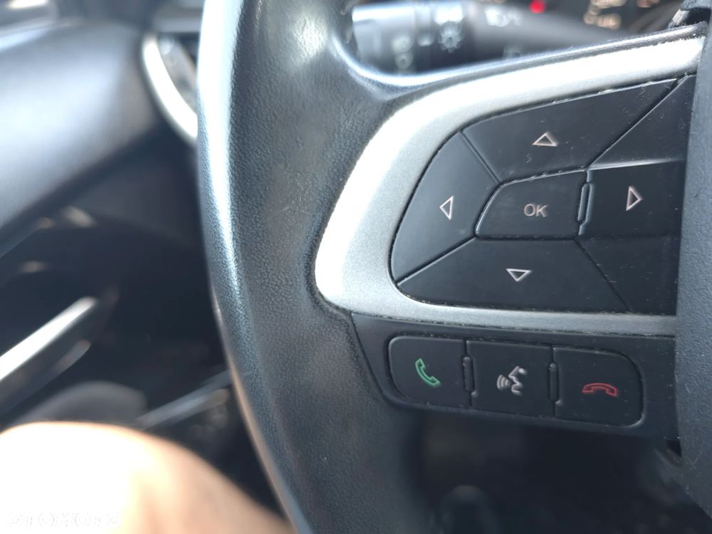 Fiat Tipo 1.6 MultiJet 16v Lounge - 22