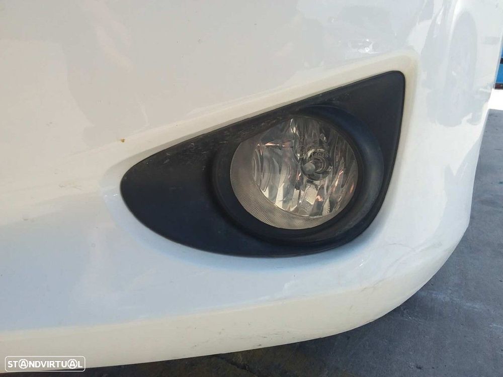FAROL DE NEVOEIRO ESQUERDO TOYOTA YARIS ACTIVE - 8