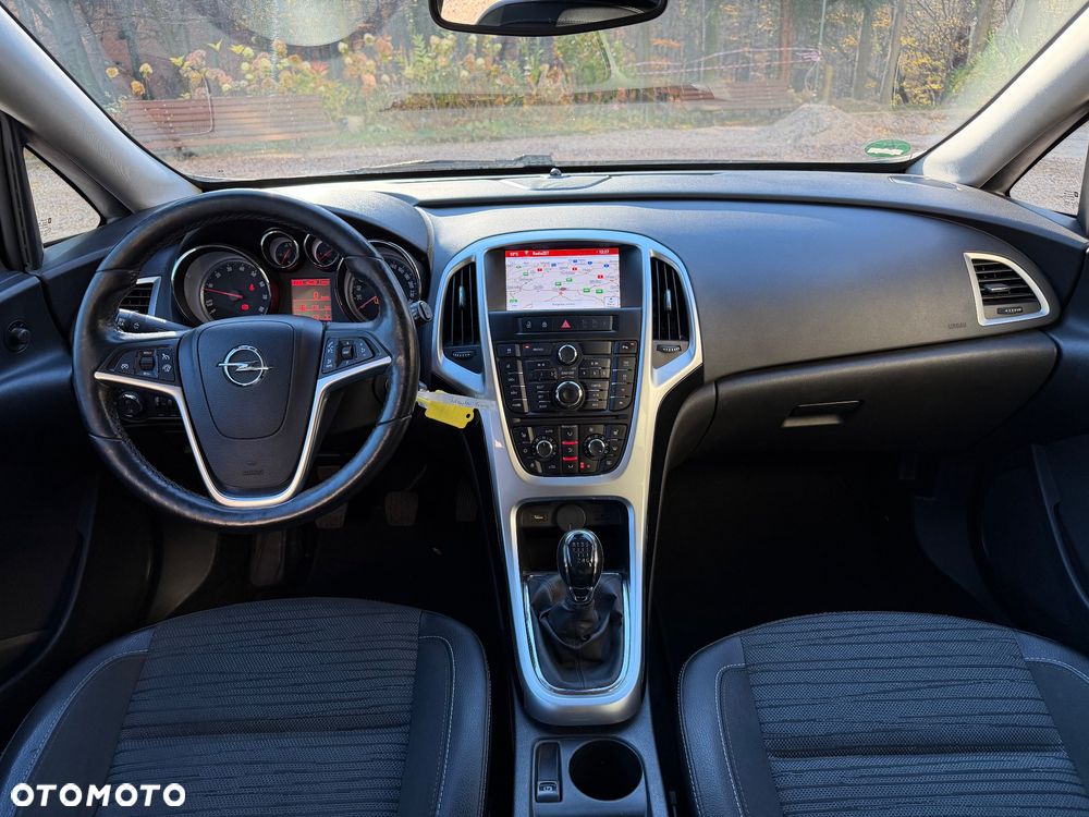 Opel Astra 1.4 Turbo Sport - 25