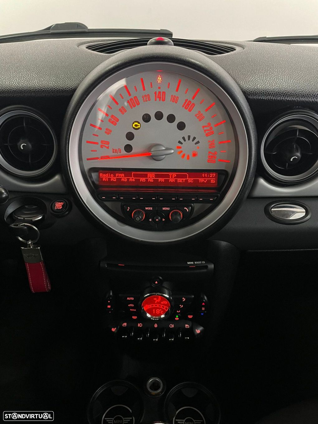 MINI 3 Portas Cooper D - 27