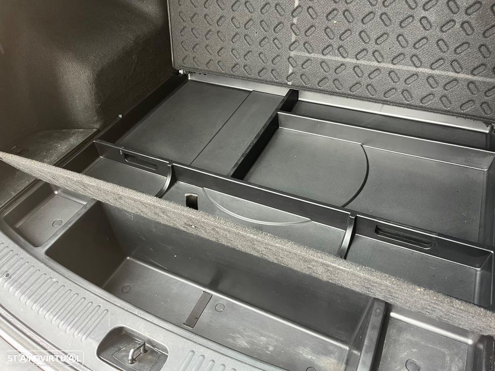 Kia Ceed SW 1.6 CRDi TX ISG - 10