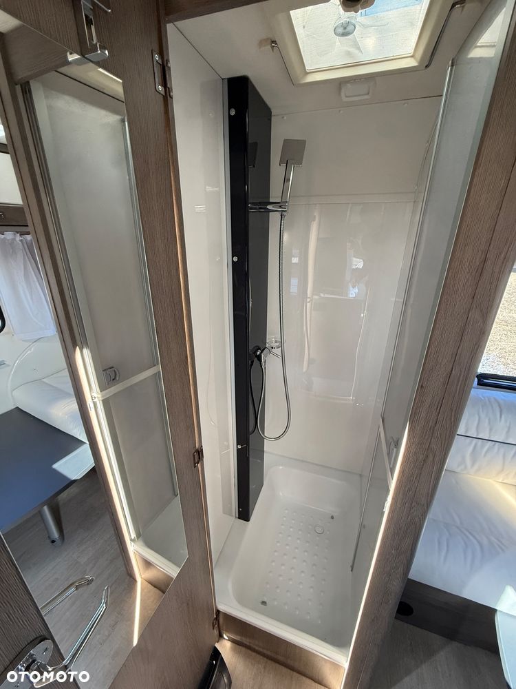 Rubis 395 Caravane - 17