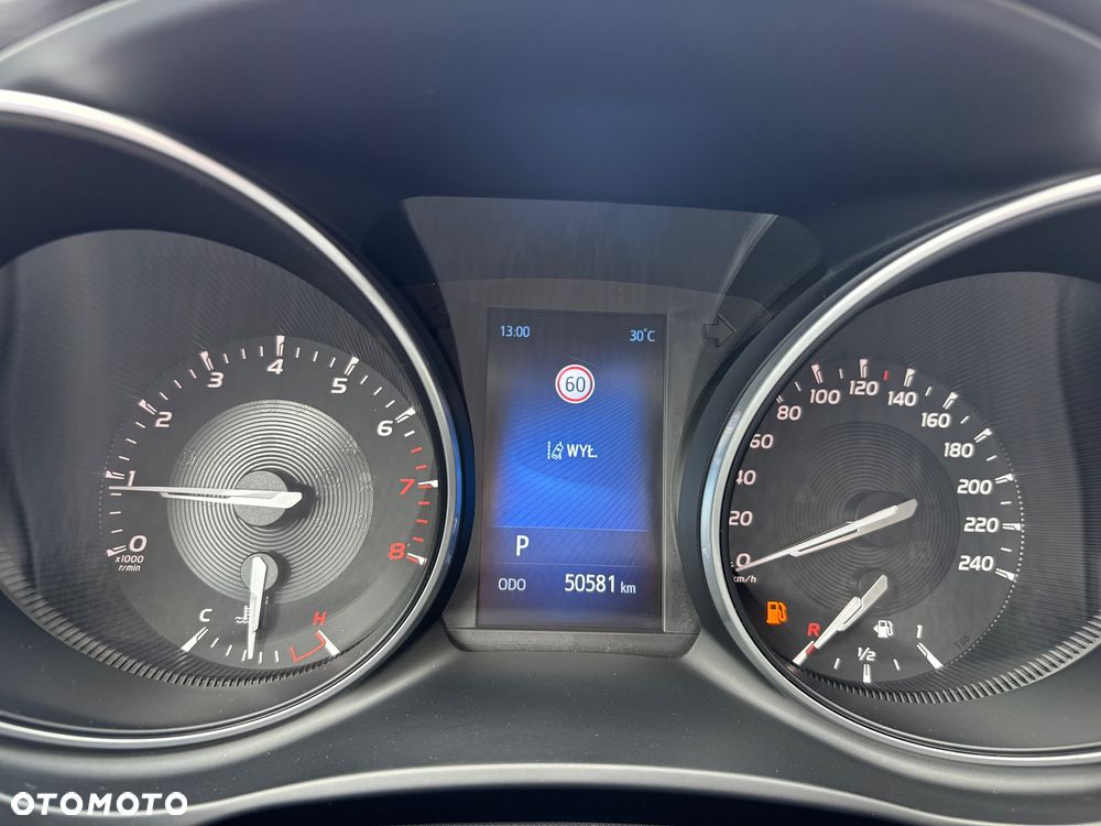 Toyota Avensis 1.8 Premium MS - 18