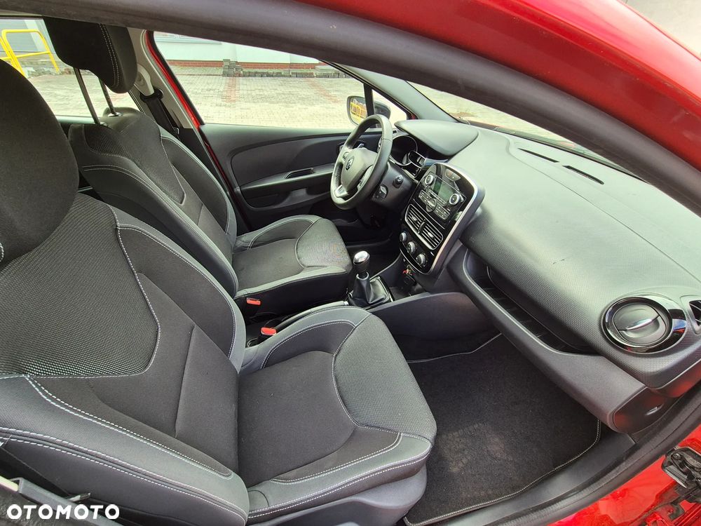 Renault Clio - 12