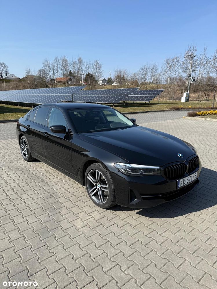 BMW Seria 5 520d xDrive MHEV - 1
