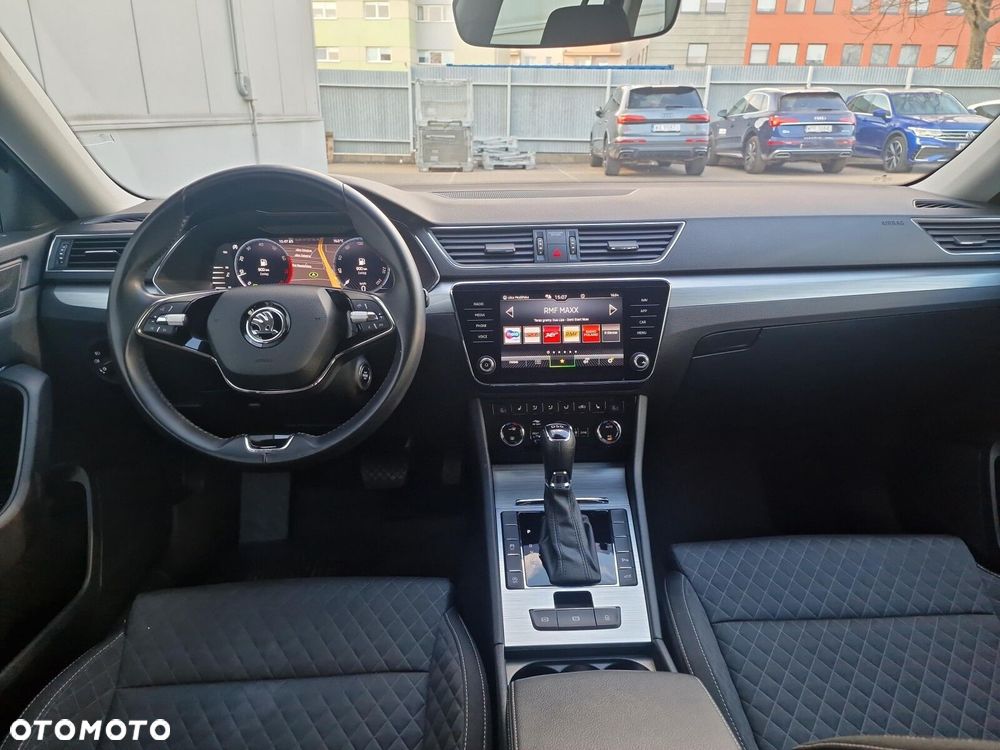 Skoda Superb 2.0 TSI Ambition DSG - 21