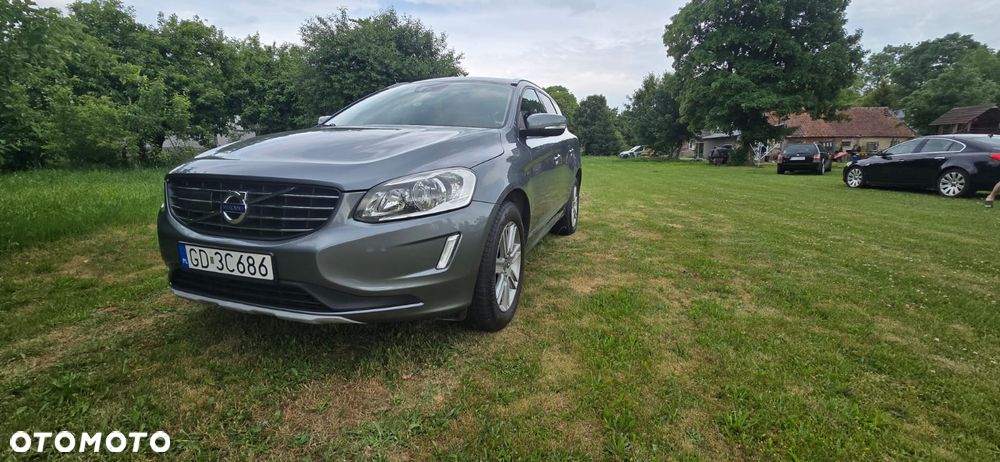 Volvo XC 60 D4 R-Design - 19